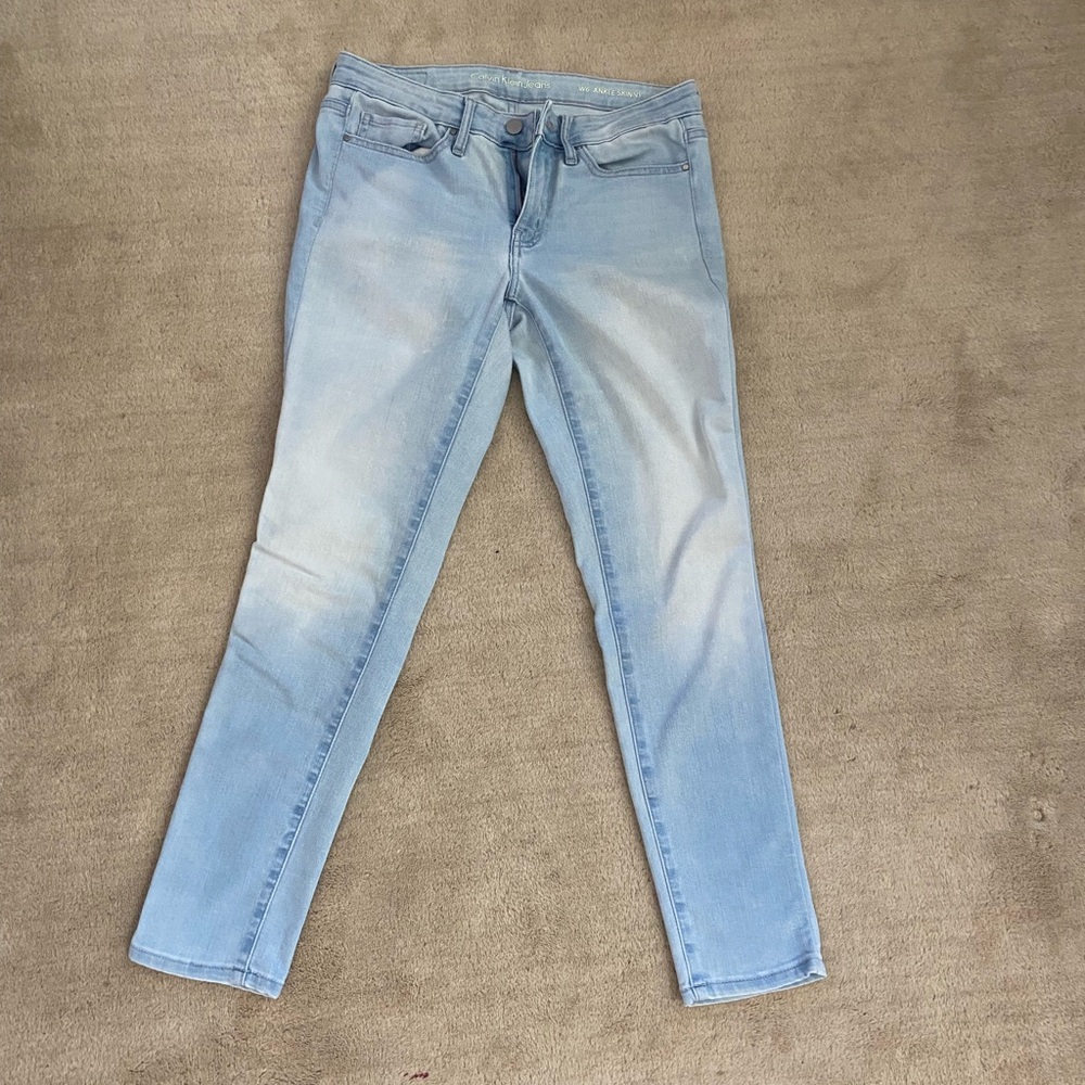 Women's Light Blue Jeans